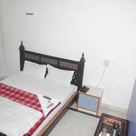 Hotel Vinayak Palace Nawalgarh Exterior photo