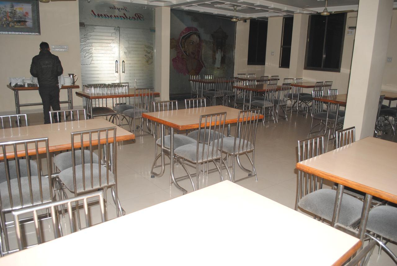 Hotel Vinayak Palace Nawalgarh Exterior photo